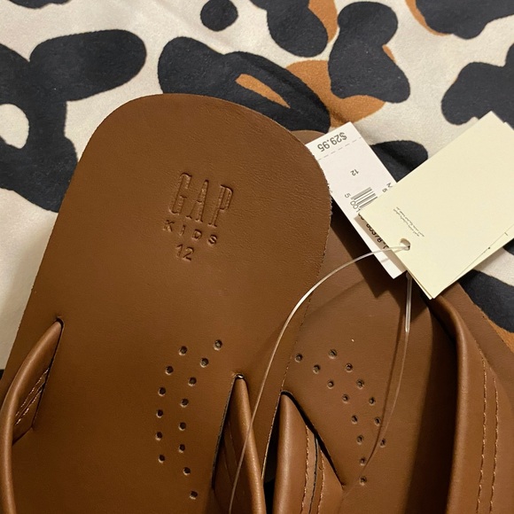 KIDS FAUX-LEATHER FLIP FLOPS - Picture 5 of 6